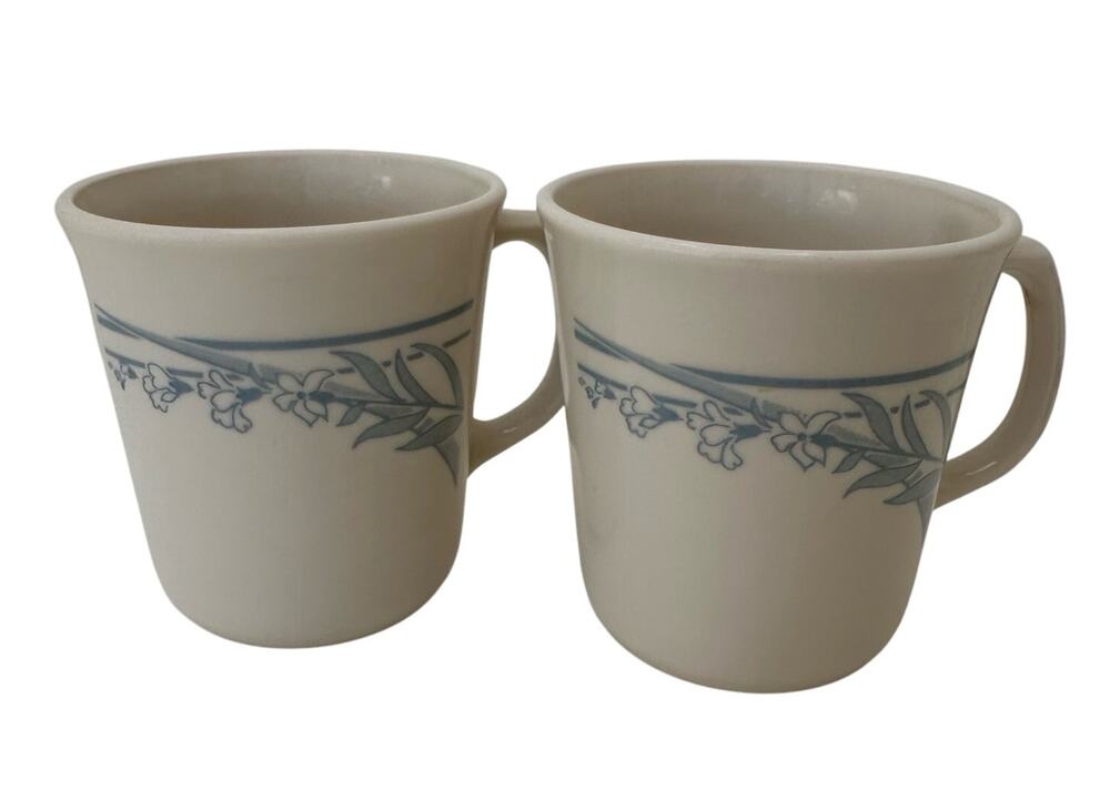 Vintage Corelle Blue Lily Floral Mug Set Of 2 Corning USA